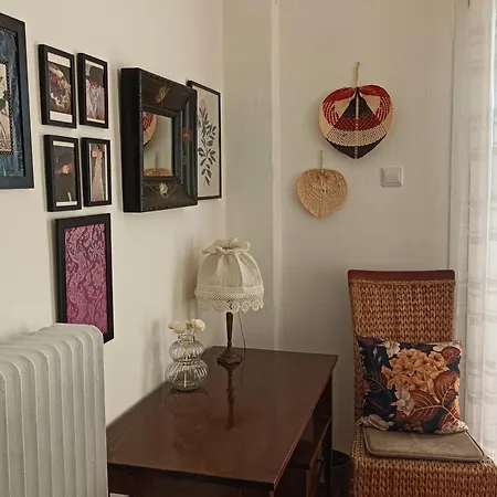 Апартаменты Όμορφο και άνετο διαμέρισμα στην Μεγαλόπολη *