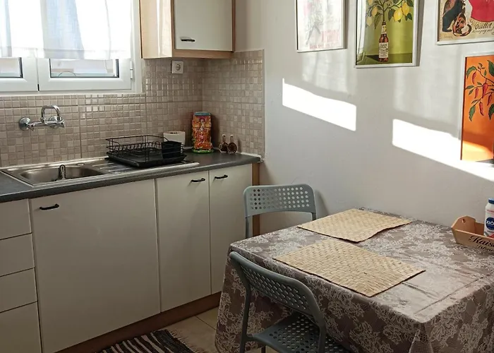 Όμορφο Και Άνετο Διαμέρισμα Στην Μεγαλόπολη *